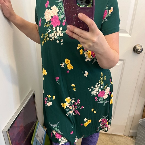 COPY - 💚👗BEAUTIFUL DESIGNER DRESS 744 SIZE L BEAUTIFUL CELTICS GREEN FLORAL PIN… - Picture 7 of 8